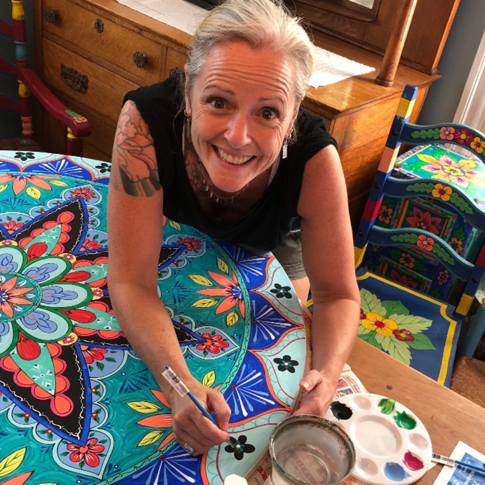 Meet your Posher, Moira